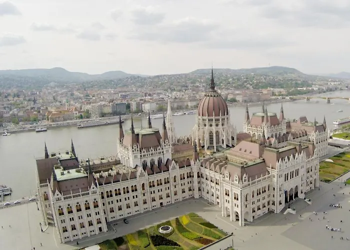 Little Americas East Coast Budapest